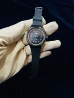 Minimal Ladies Watch Black Strap
