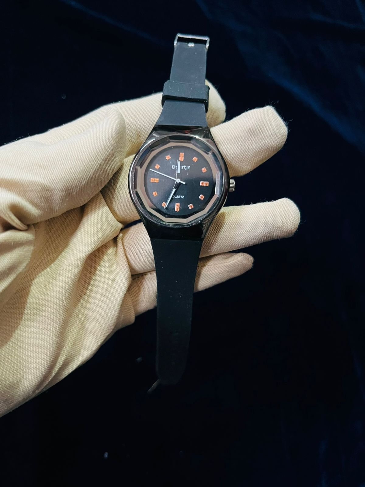 WhatsApp-Image-2025-12-21-at-9.01.36-PM.jpeg Minimal Ladies Watch Black Strap - Image 1