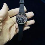 Modern Ladies Watch Rubber Strap Black Dial