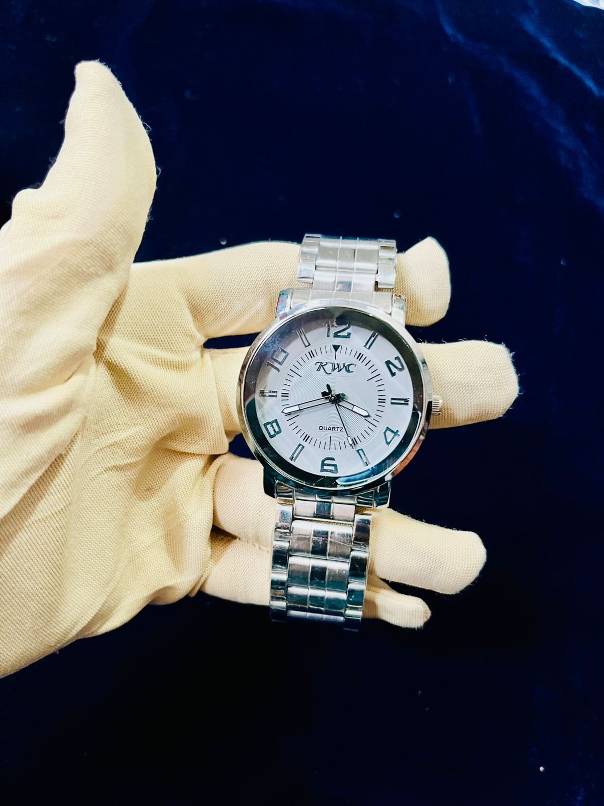 WhatsApp-Image-2025-12-22-at-9.06.19-PM.jpeg Men Classic Watch White Dial Steel Chain - Image 1