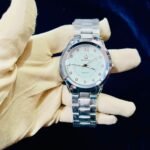 Men Elegant Watch Silver Dial Steel Chain